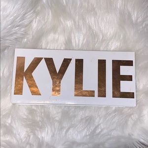 USED Kylie cosmetics eyeshadow pallet